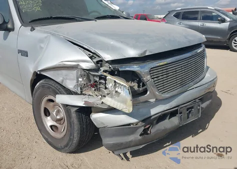 2003 Ford F-150 Xl/Xlt z USA, uszkodzony, nr VIN 1FTRX17203NA67303